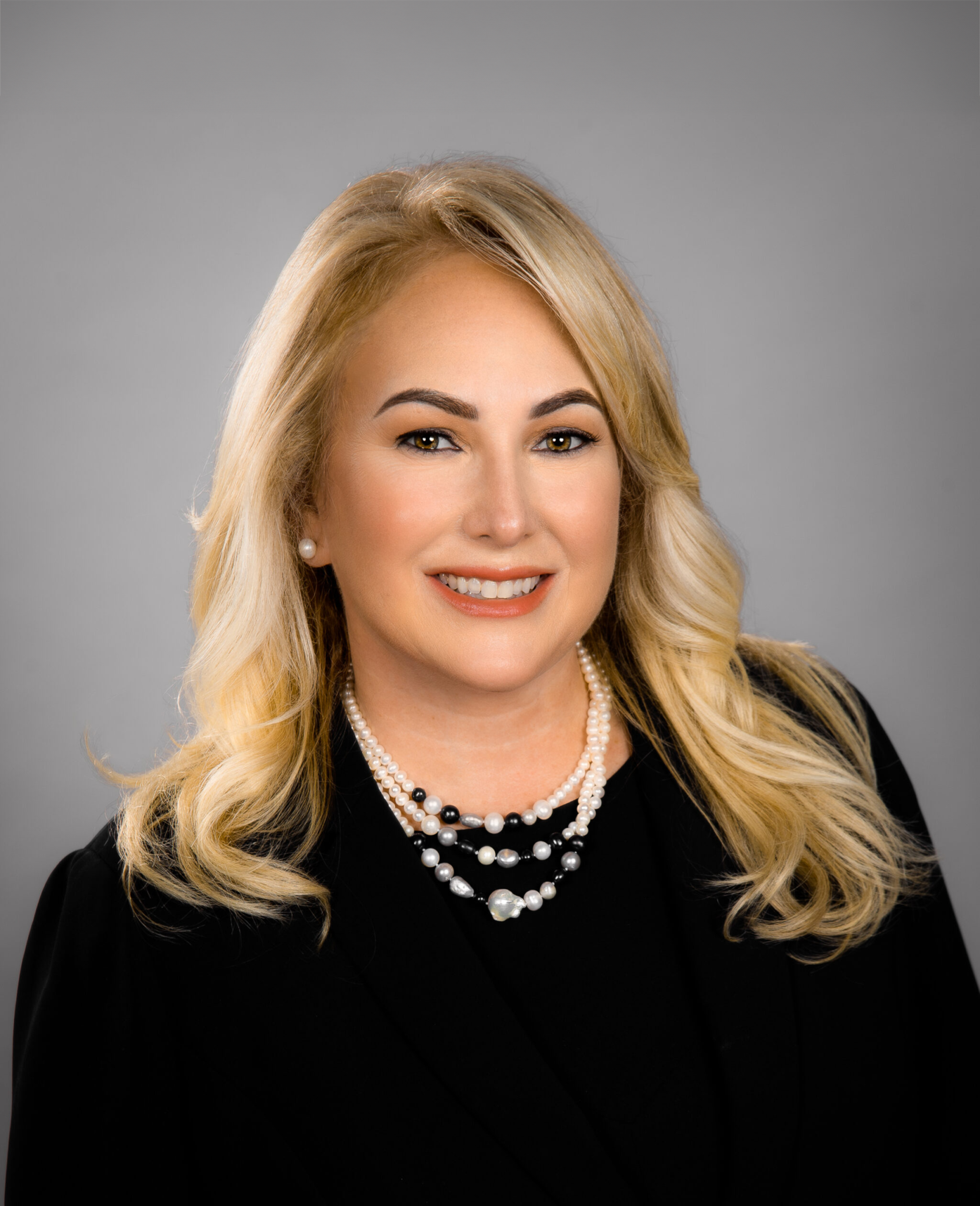 Sinai Residences President & CEO, Rachel Blumberg, profiled in “Wonder Women” Special Feature